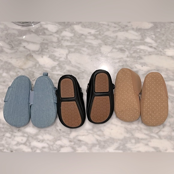 Baby girl shoes 3 pairs size 6-9 months - Picture 2 of 5